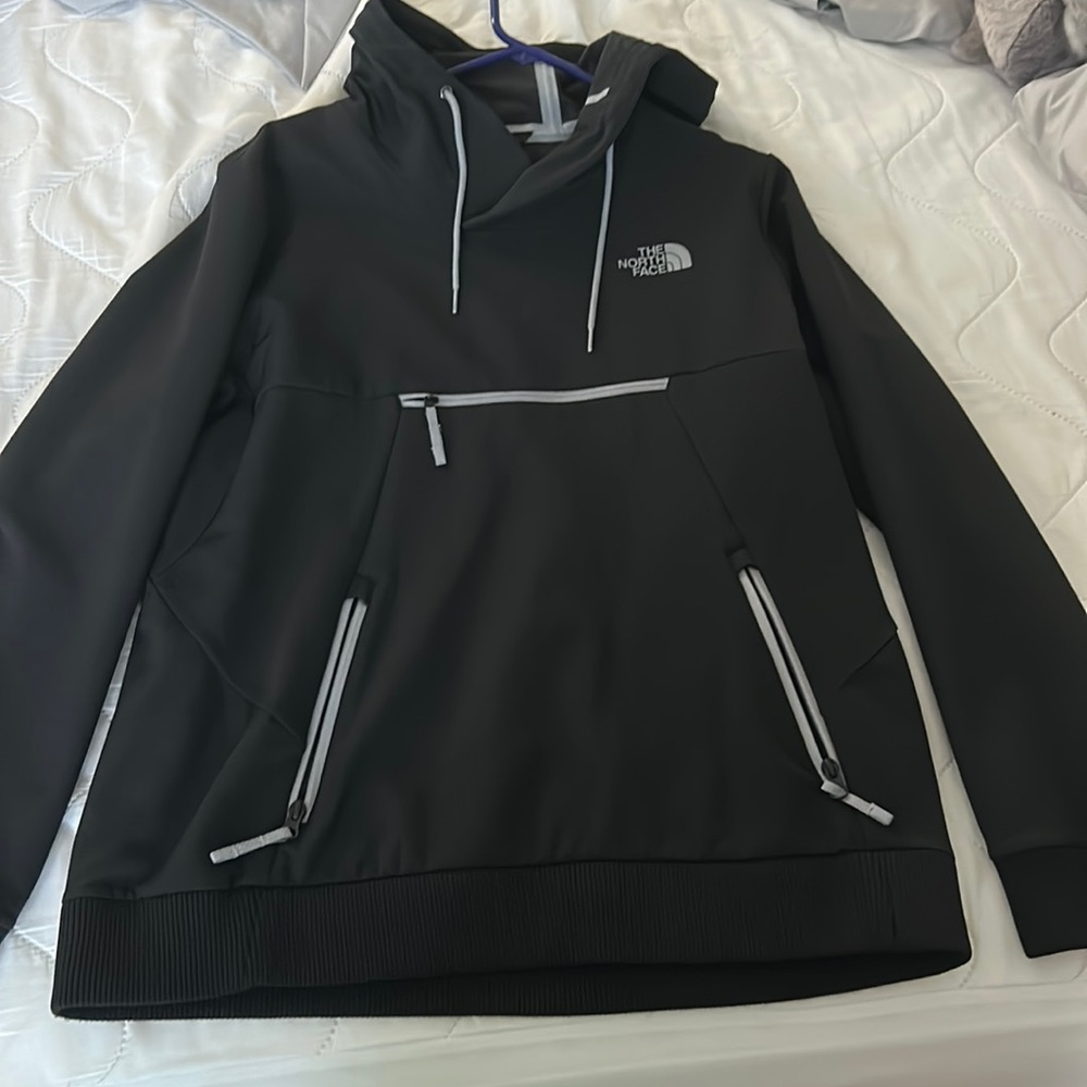 NORTH FACE RAIN HOODIE